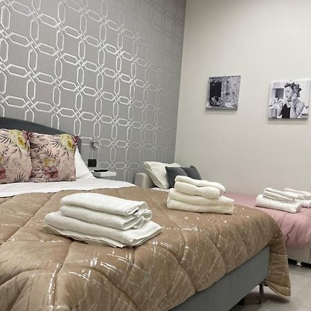 Casa Vacanza Carme 那不勒斯 外观 照片