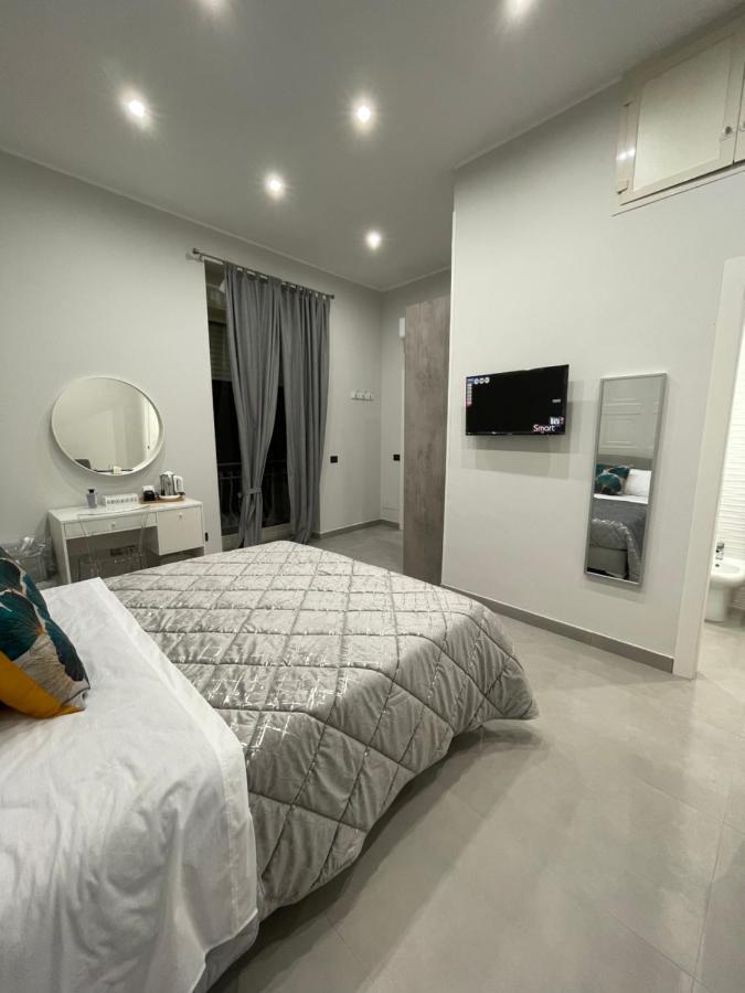 Casa Vacanza Carme 那不勒斯 外观 照片