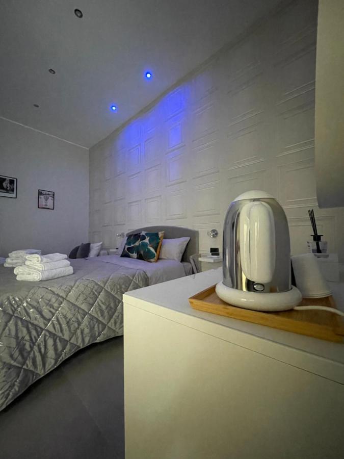 Casa Vacanza Carme 那不勒斯 外观 照片